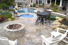 Firepit with flagstone