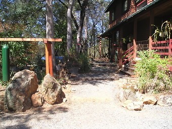 Auburn residence front yard before the landscape design