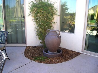 Patio urn fountain